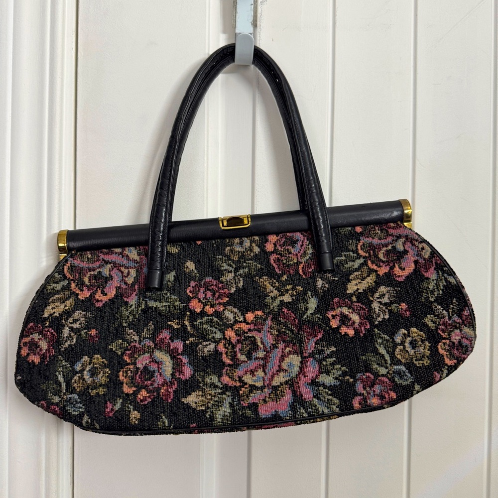 Vintage floral Tapestry purse